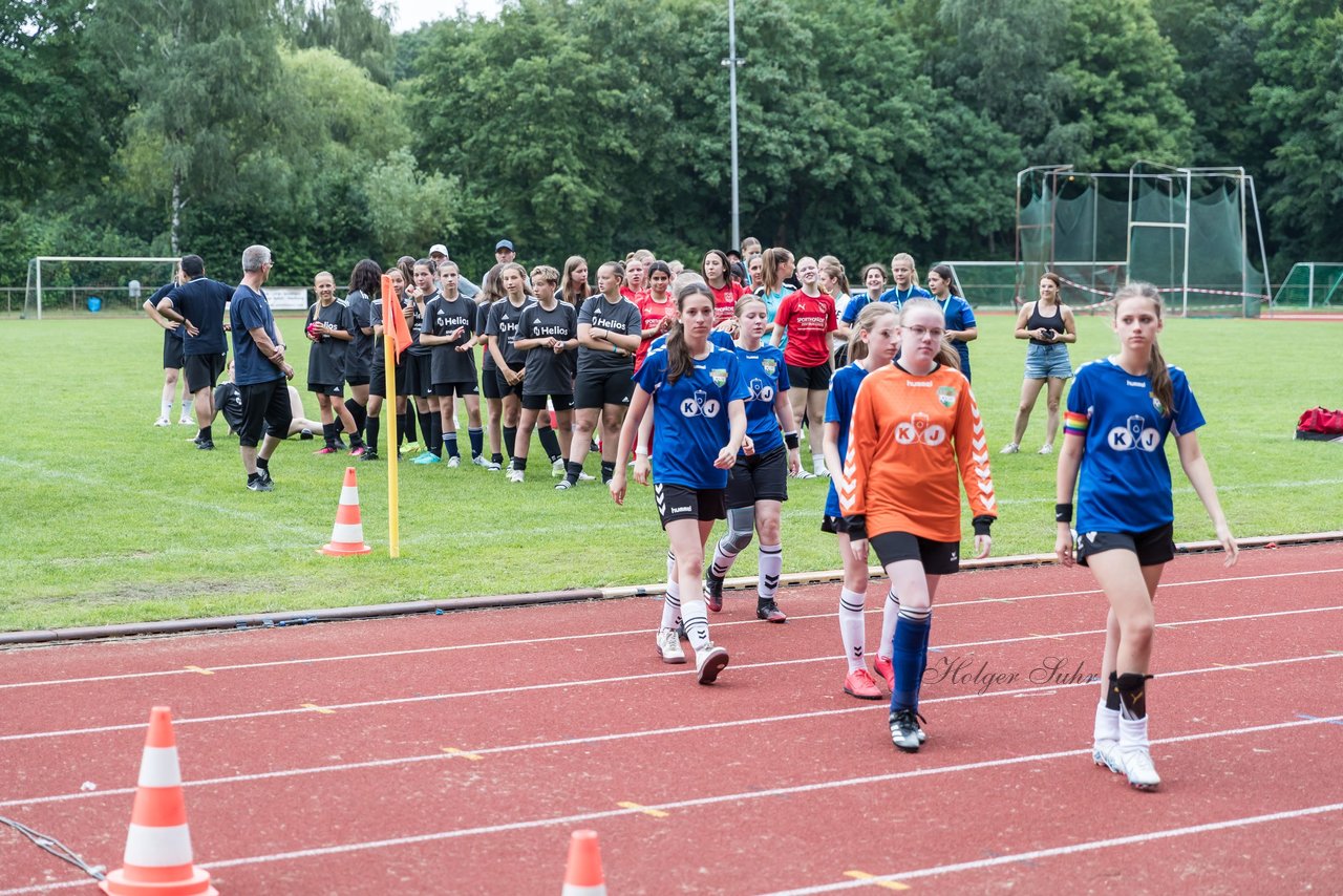 Bild 116 - Loewinnen Cup